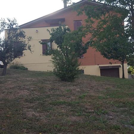 B&B I Girasoli Monte San Pietro Eksteriør bilde