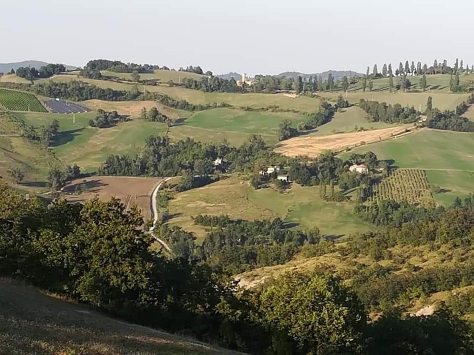 B&B I Girasoli Monte San Pietro Eksteriør bilde